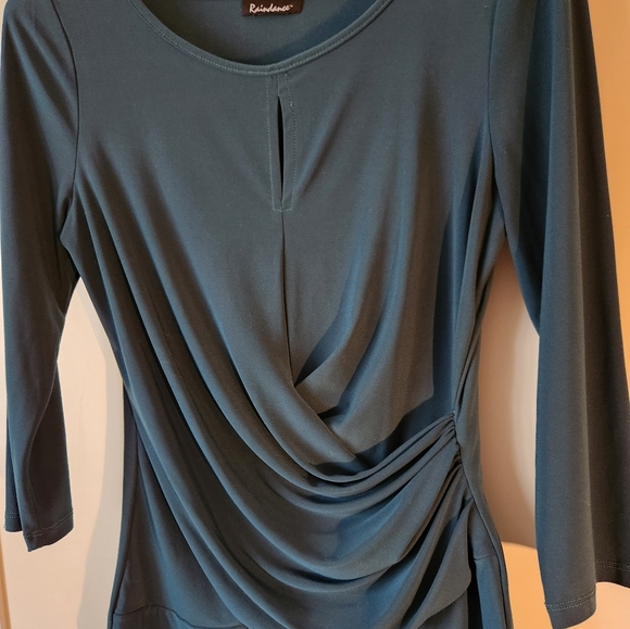 Ladies Top - Picture 2 of 3